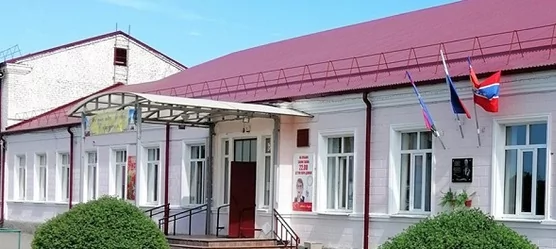 К началу нового учебного года в школе № 16 в хуторе Красная Поляна отремонтировали пять классов