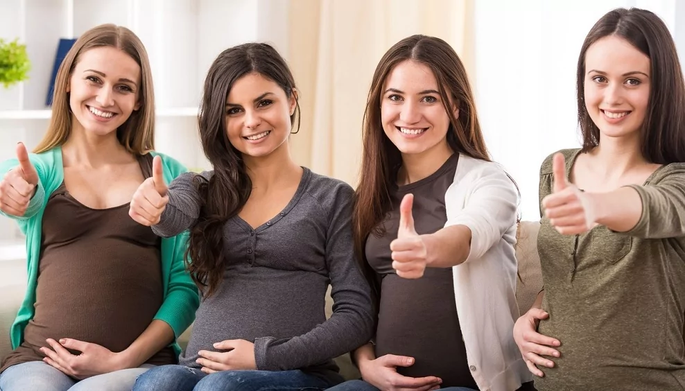 Занятия с беременными в женской консультации проводят дистанционно