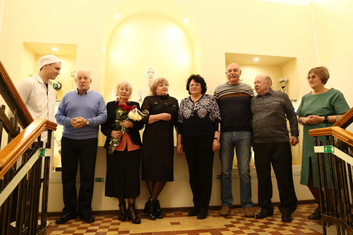 Выпускники «ленинской» группы Армавирского медицинского колледжа встретились спустя 50 лет