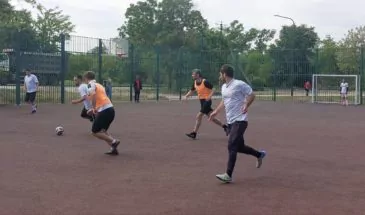 В Городской роще проходит турнир по мини-футболу