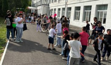 Фестиваль детства проходит сегодня в школе № 12