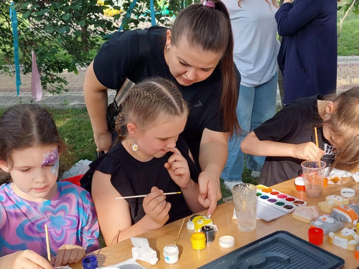 В городе сегодня прошёл фестиваль «Шатры сказок»