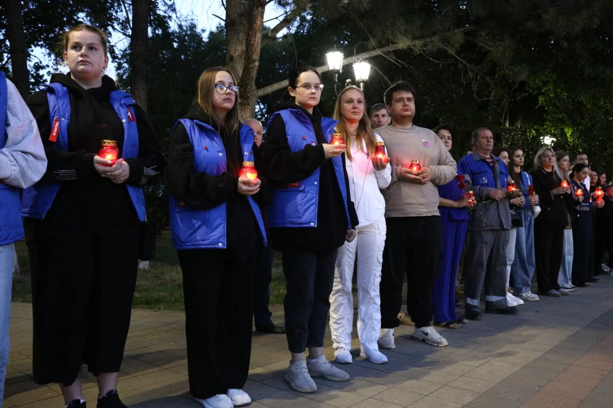 Сегодня в 4 часа в парке Победы состоялся митинг памяти