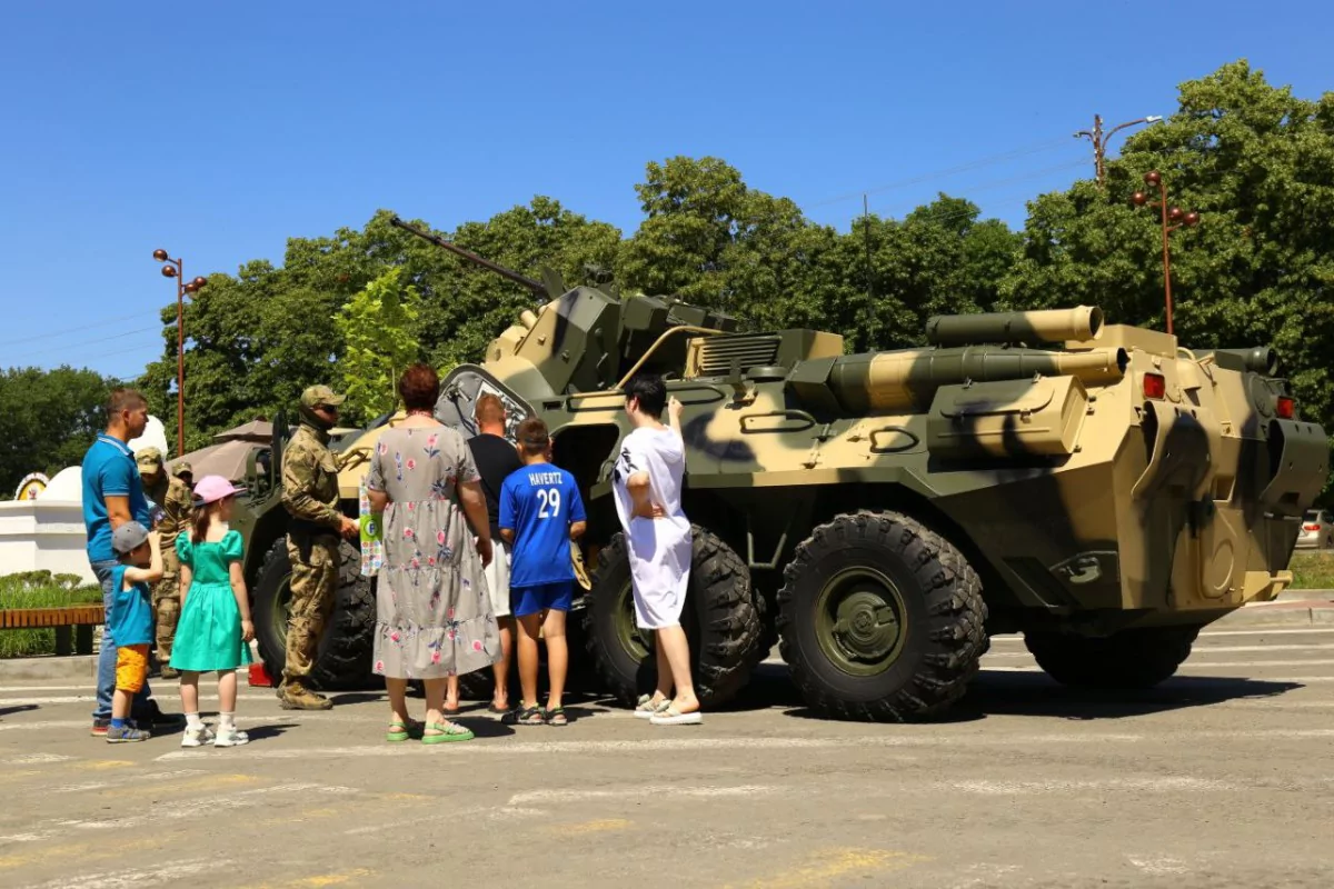 В парке «Сфинксы» идёт сбор средств в поддержку участников СВО