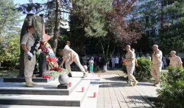 Сегодня, в День памяти павших воинов, в 15-м отдельном Отряде спецназначения «Вятич» прошло траурное мероприятие