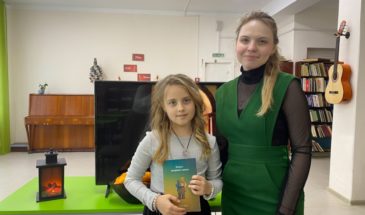 В Питере издали книгу девятилетней Софии Дерябиной из Армавира