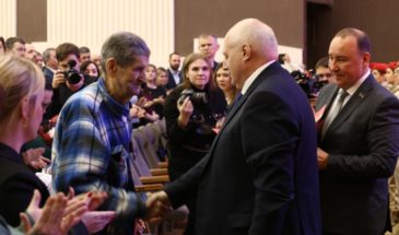 С награждения ветеранов началась открытая сессия Армавирской городской Думы