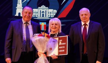 Около 125 армавирцев наградили ко Дню города