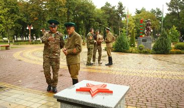 Через Армавир проехали участники автопробега ветеранов-пограничников Самарской области