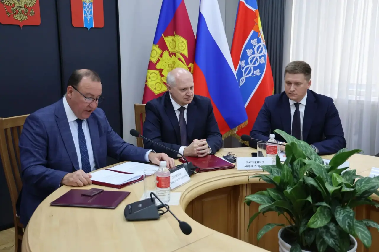 Андрей Харченко вновь возглавил Армавир