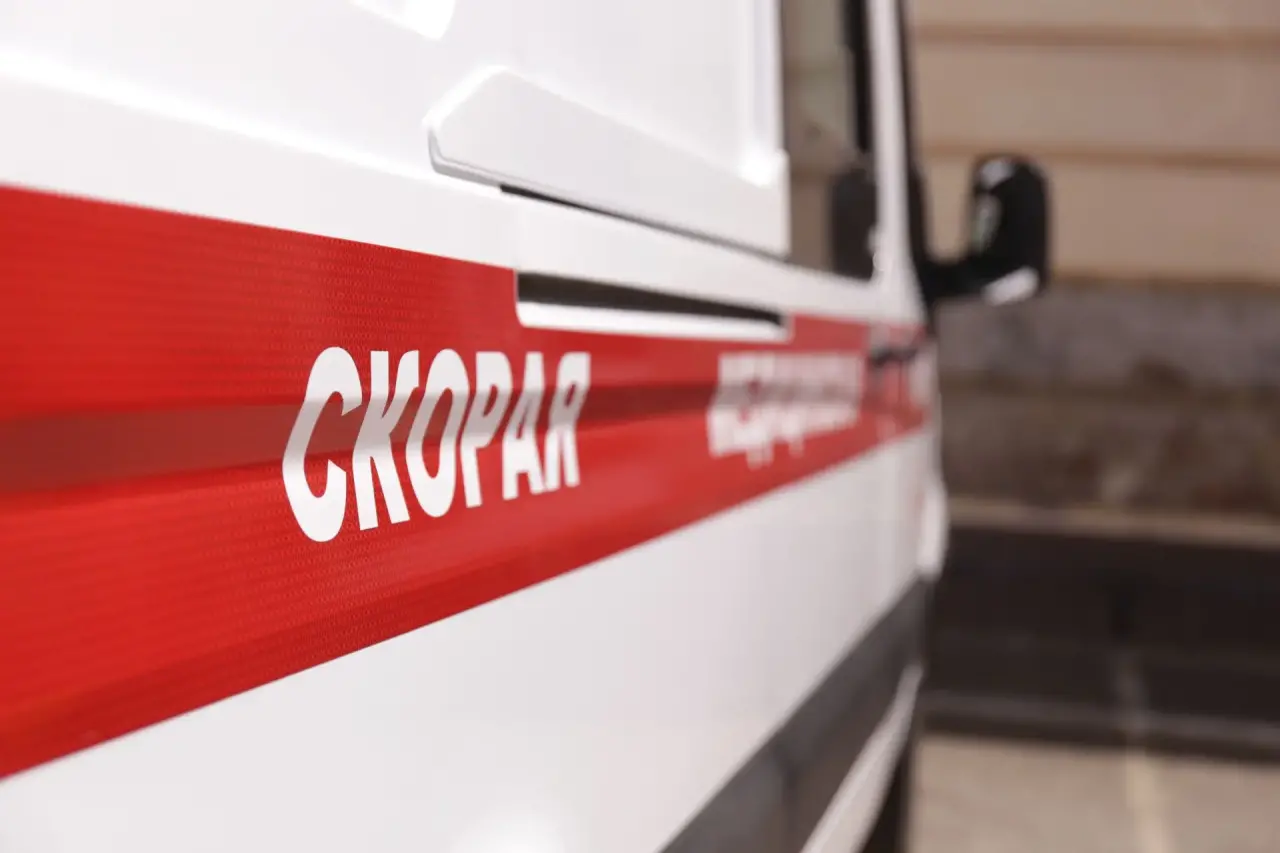 Армавирские главврачи спасли на улице пенсионера