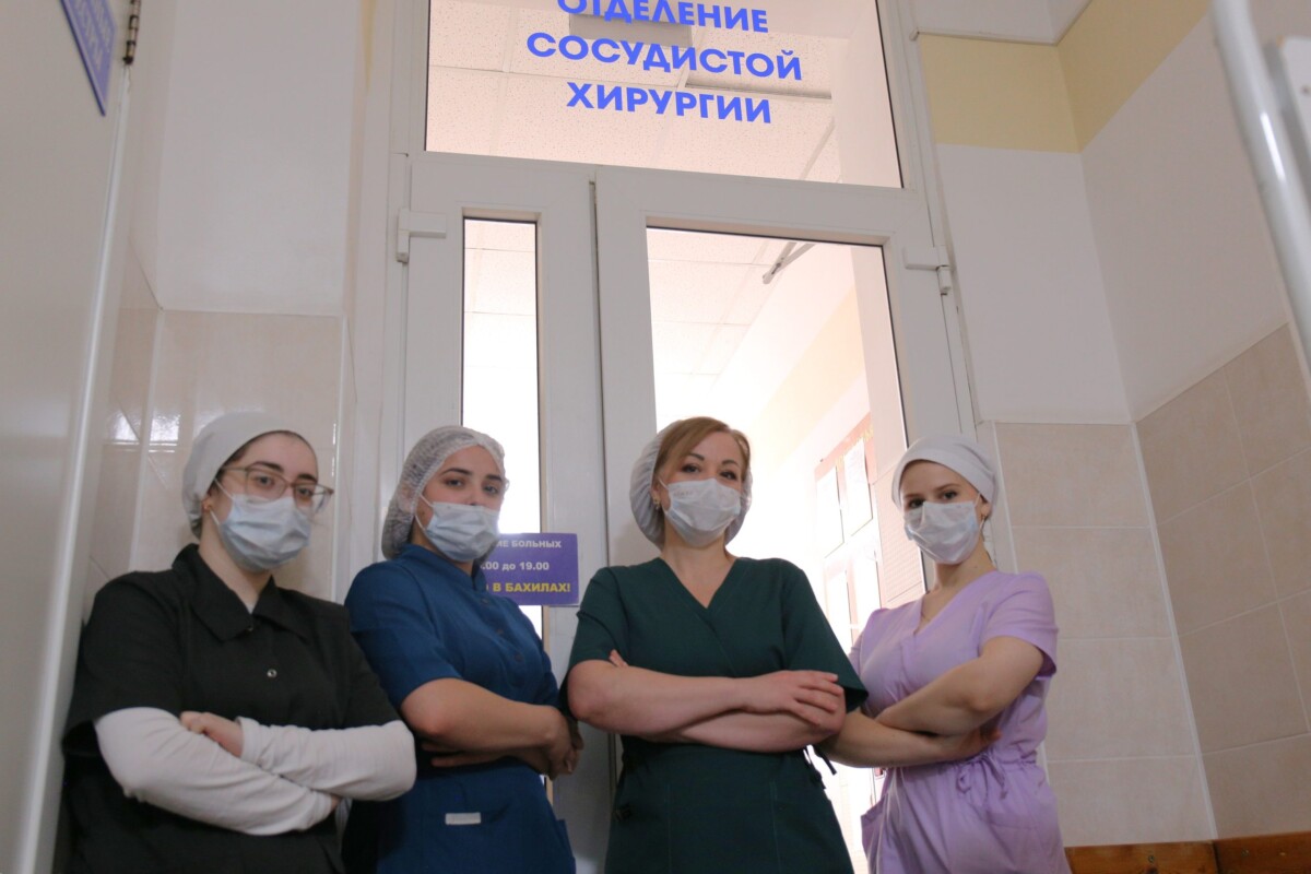 Узкое место под контролем. В отделении сосудистой хирургии пенсионерке спасли болевшую полгода ногу